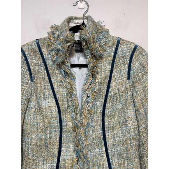 Vintage Old Money Bouclé Tweed Fringe Blazer Womens Size 4 Parisian Chic Blazer - Picture 2 of 8